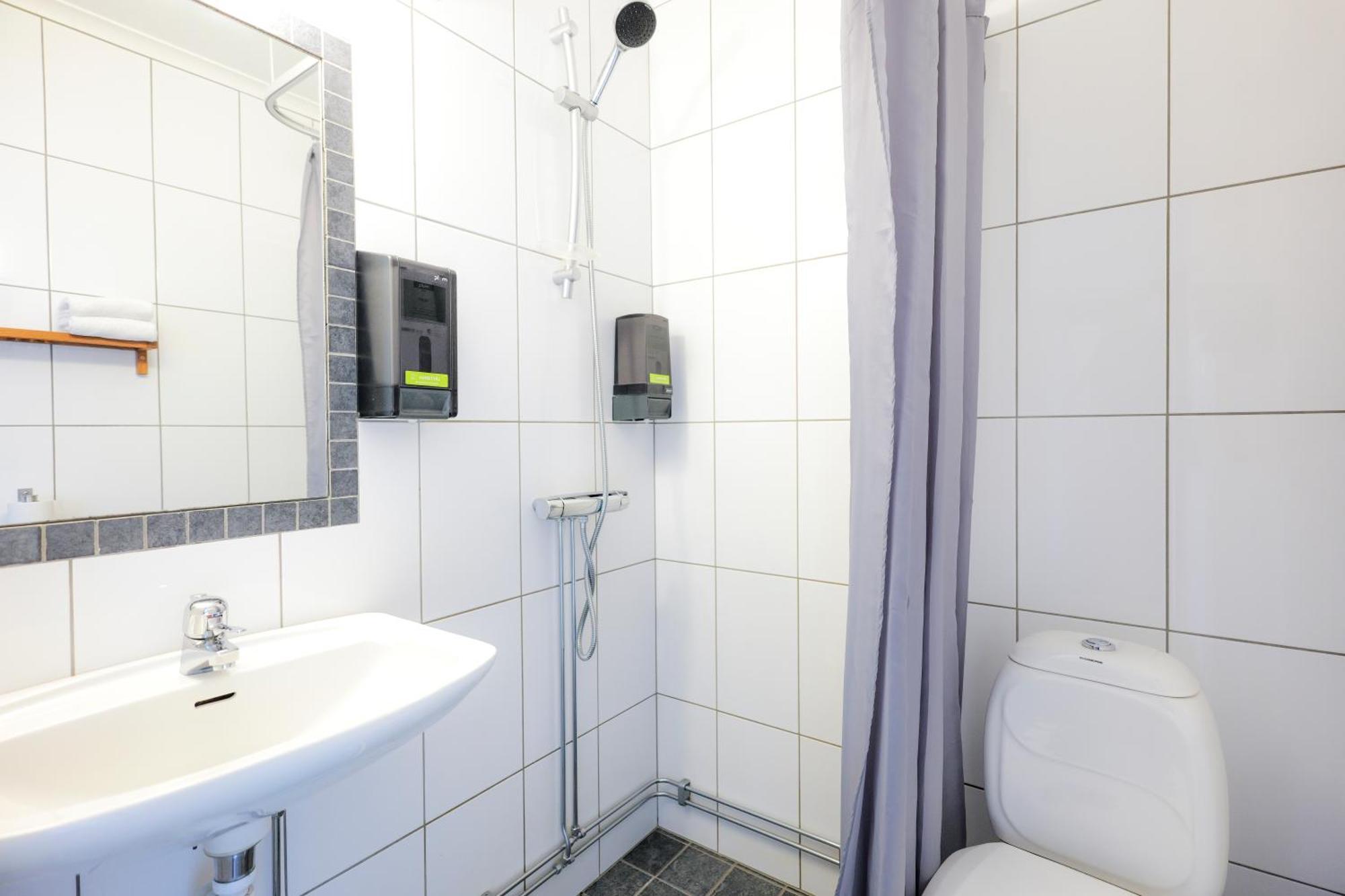 Hotell Veckefjaerden Эрншёльдсвик Экстерьер фото