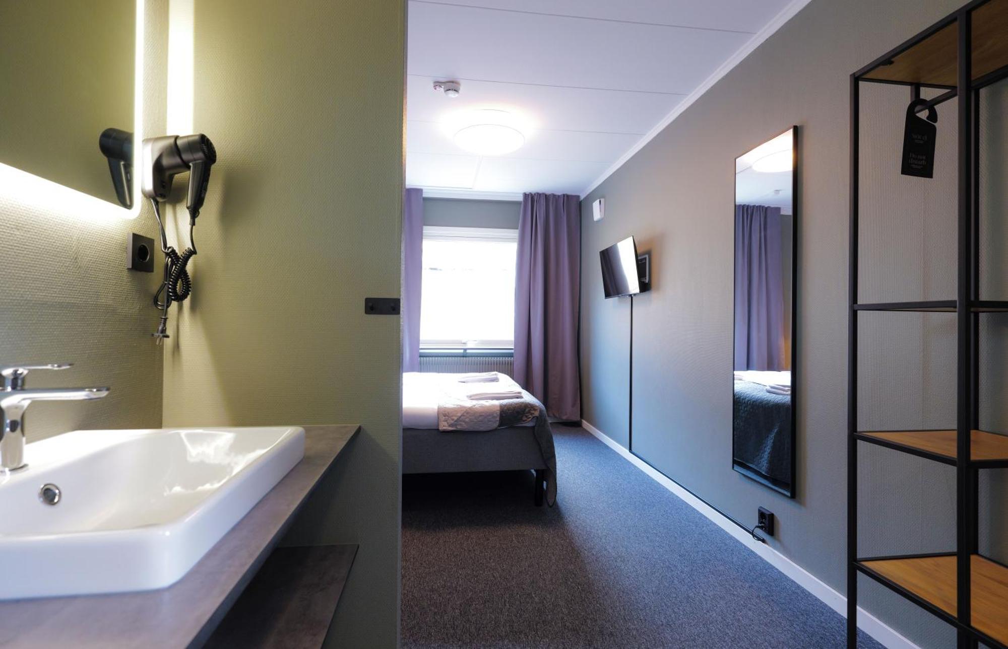 Hotell Veckefjaerden Эрншёльдсвик Экстерьер фото