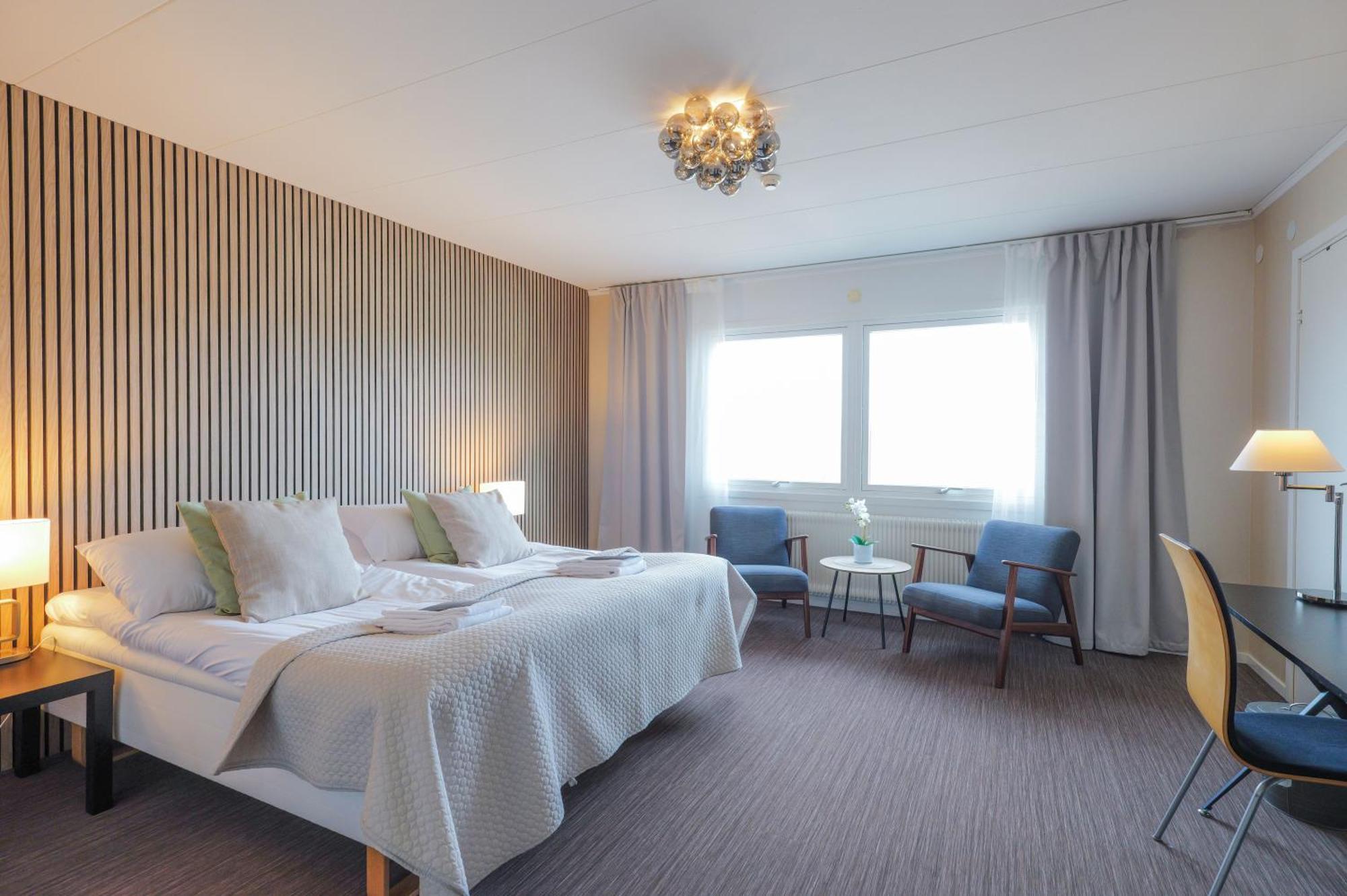 Hotell Veckefjaerden Эрншёльдсвик Экстерьер фото